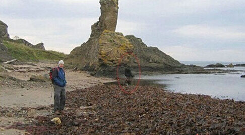 灵异事件图片：这些照片太诡异了（慎点）