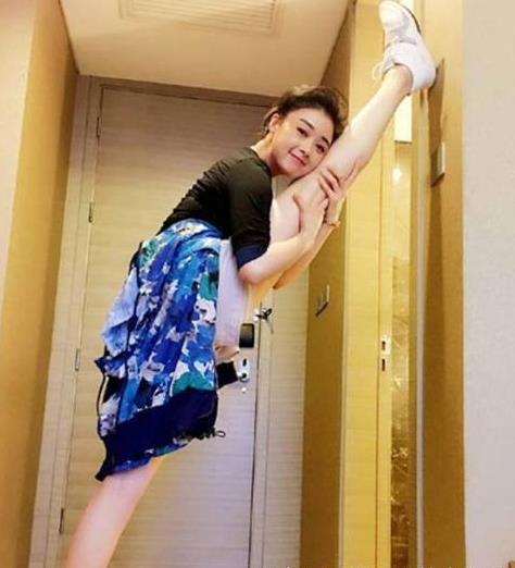 马伊琍秀一字马：韧性十足,明星一字马大盘点（图）