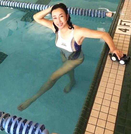 刘晓庆近照曝光：64岁依旧较好面貌和苗条的身材