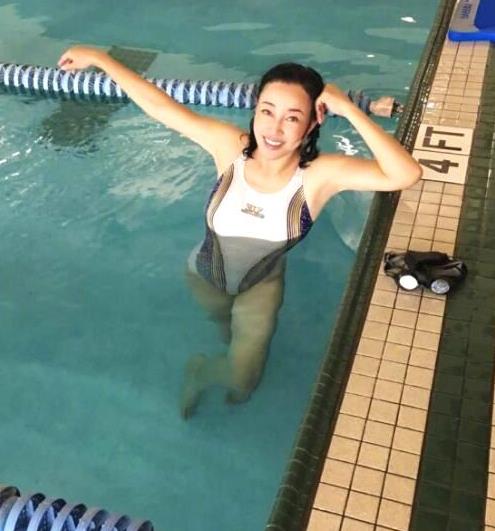 刘晓庆近照曝光：64岁依旧较好面貌和苗条的身材