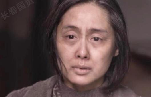 朱茵为新片牺牲美貌：与昔日美貌差很大（图）