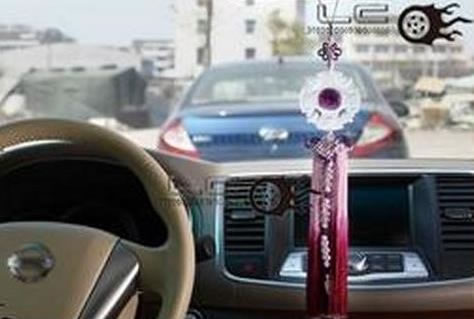 如何选择汽车挂件来增强风水能量(图) 如何选择汽车挂件来增强风水能量(图)