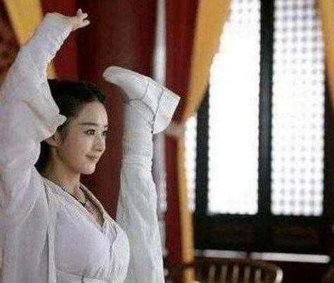 影视穿帮镜头尴尬有趣：这些槽点萌点会博得观众一笑