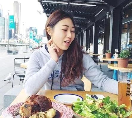 亚姐小姐冠军生活照:梁雪瑶生活照2018(图) 亚姐小姐冠军生活照:梁雪瑶生活照2018(图)