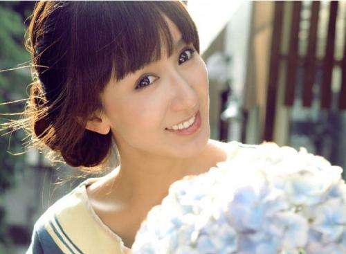 娄艺潇的胸：娄艺潇身高三围资料图片坎坷成名史