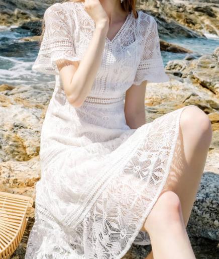 2018秋季一款连衣裙甜美而又浪漫：温柔风不失优雅