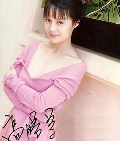 高胜美年轻时的照片大放送：高胜美结婚了吗老公是谁