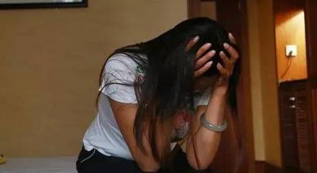 新婚妻子时常呕吐：婚前的那件丑事儿