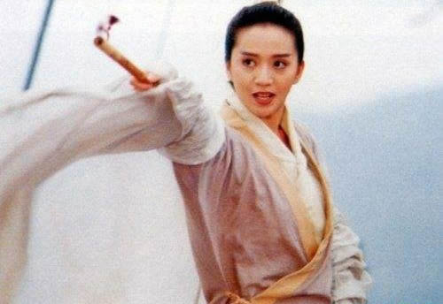 梅艳芳55岁冥诞：梅艳芳资料生前图片年轻时照片