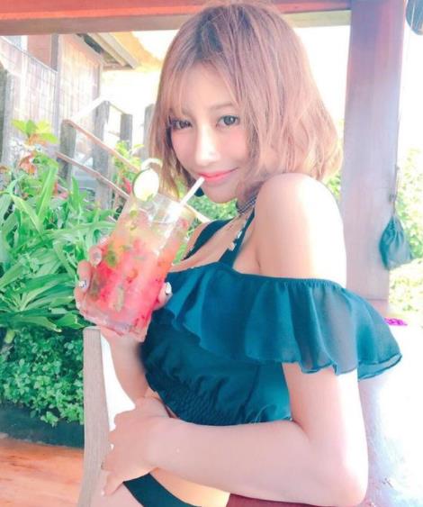 明日花绮罗资料简介：年轻可爱明日花绮罗最新作品2018