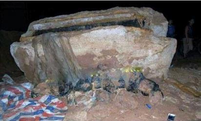 南充百年清朝古尸遭焚烧:细致极恐不可思议(图) 南充百年清朝古尸遭焚烧:细致极恐不可思议(图)