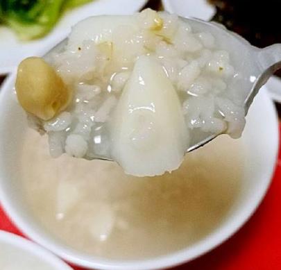 把早餐换成它,便秘没了,三高降了（图）