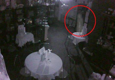 鬼怪图片：能惊喜到你的吓人动态鬼图片