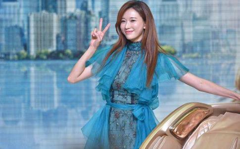 林志玲卖萌扮少女：嘟嘴卖萌轻装上阵少女十足（图）