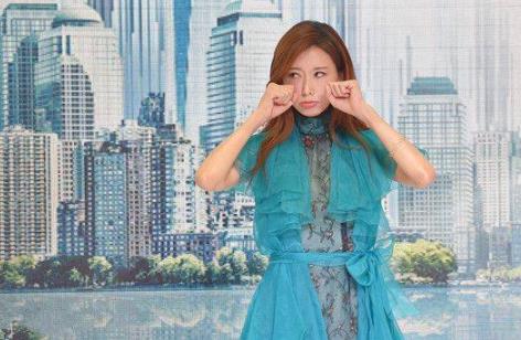 林志玲卖萌扮少女：嘟嘴卖萌轻装上阵少女十足（图）