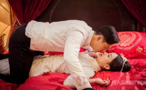 赵丽颖床戏：赵丽颖剧照吻戏床戏盘点（图）