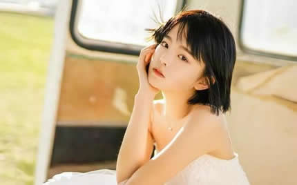 唏嘘是什么意思：词语唏嘘解释和造句