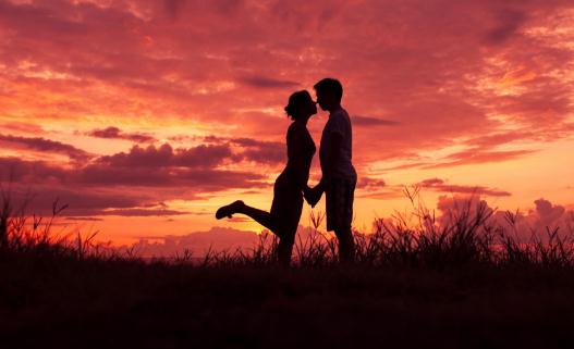 原始欲望亚洲小故事:真实情感故事3个小故事 原始欲望亚洲小故事:真实情感故事3个小故事