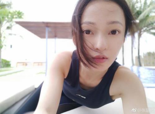 张韶涵大秀小蛮腰：36岁张韶涵满满少女感（图）