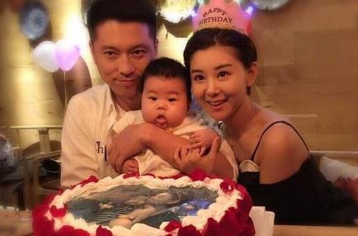李小萌老公王雷简历曝光：恩爱甜蜜12年,三口温馨照