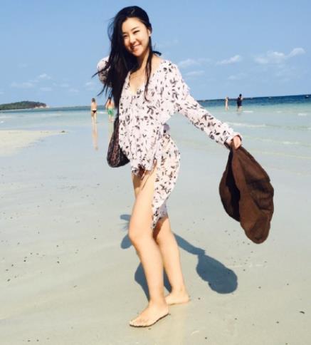 王雷妻子李小萌个人资料简介:新生代李小萌生活萌照 王雷妻子李小萌个人资料简介:新生代李小萌生活萌照