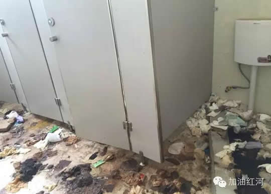 世界上让人恶心的图片：震撼不可思议各式各样