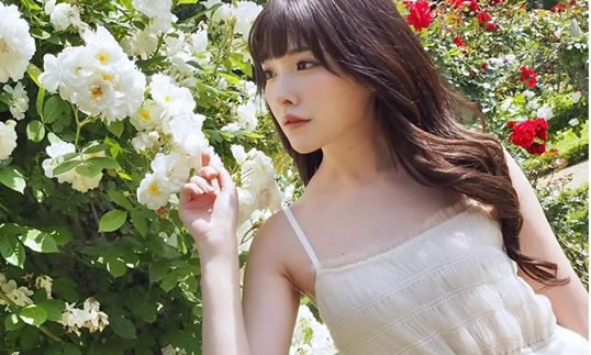 桥本有菜资料简介：长腿萌妹桥本有菜三围和作品图