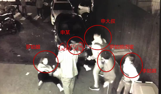 姑娘学搭讪遭强吻：事件因学抖音搭讪反被小哥哥强吻