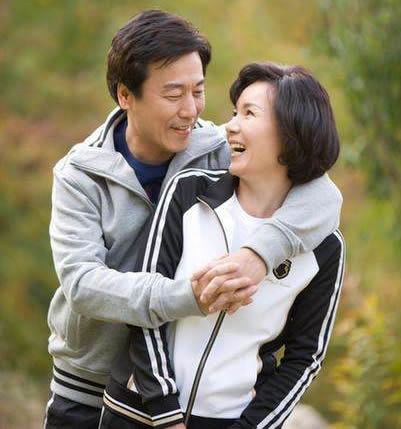 人到中年,不喝三酒,不睡三觉,不去三地!(一定要遵守) 人到中年,不喝三酒,不睡三觉,不去三地!(一定要遵守)