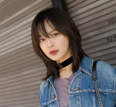 辛芷蕾发型很火：减龄又时尚确实好看（图）