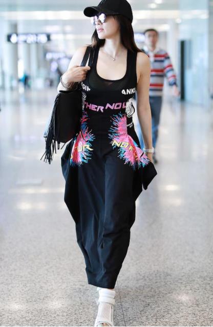 钟丽缇显富态：生活证实钟丽缇真的不容易（图）