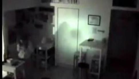 太平间不放镜子缘由:关于太平间里镜子的恐怖传说 太平间不放镜子缘由:关于太平间里镜子的恐怖传说