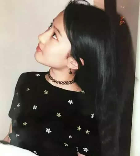 刘亦菲童年万圣节照：穿着公主裙文静漂亮（图）