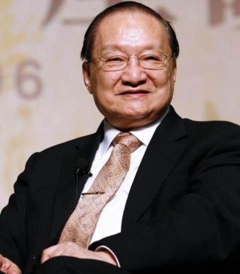 道路改名金庸大道：查大人为故乡留下一条路