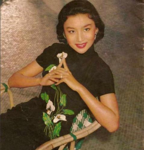 金庸心中的女神：夏梦被誉影坛西施（金庸与夏梦照片）