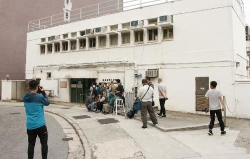 蓝洁瑛姐姐现身殓房:姐姐蓝洁卿长什么样子做什么的 蓝洁瑛姐姐现身殓房:姐姐蓝洁卿长什么样子做什么的