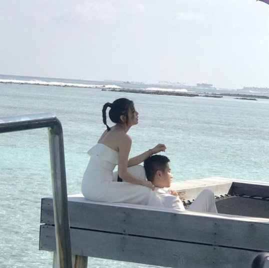 陈妍希拍婚纱照:重拍婚纱照太甜了网友太羡慕 陈妍希拍婚纱照:重拍婚纱照太甜了网友太羡慕