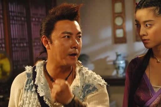 张卫健被吓一机灵这么回事:一动作表情笑翻众人 张卫健被吓一机灵这么回事:一动作表情笑翻众人