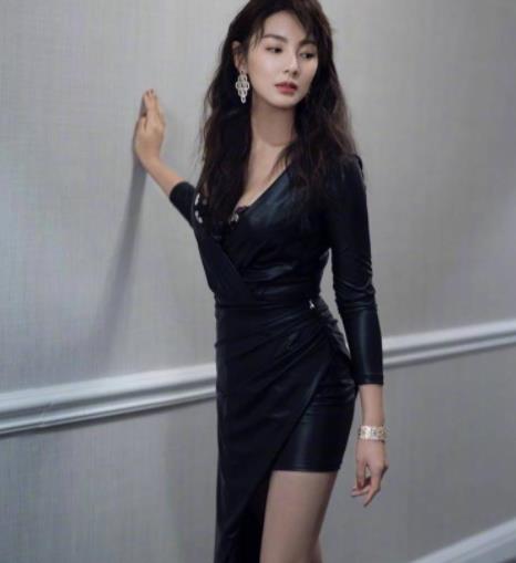 张雨绮维密观秀:穿着性感的衣服心情不错(图) 张雨绮维密观秀:穿着性感的衣服心情不错(图)