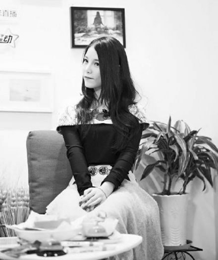 本兮26号诡异微博：本兮被关地下室是真是假揭秘（图）