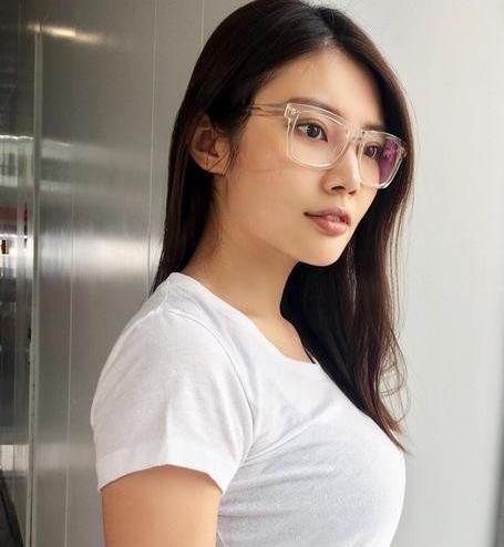 徐冬冬双11前夕宣布恋情:幸福甜蜜(图) 徐冬冬双11前夕宣布恋情:幸福甜蜜(图)