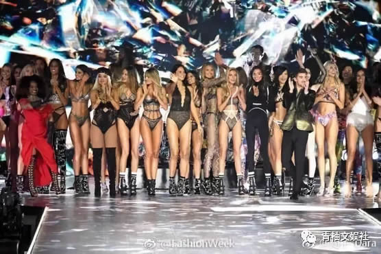 维密秀现场图：展示时尚的秘密（组图）