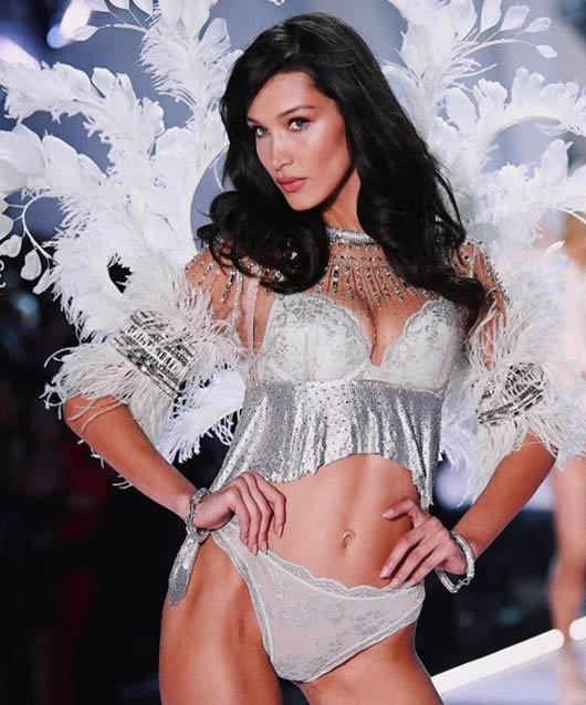 维密秀现场图：展示时尚的秘密（组图）