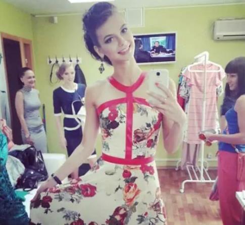 俄罗斯美女的私生活：天生丽质很迷人（图）