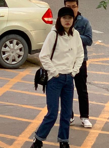 江疏影回应网友：为什么回复网友内容是什么曝光