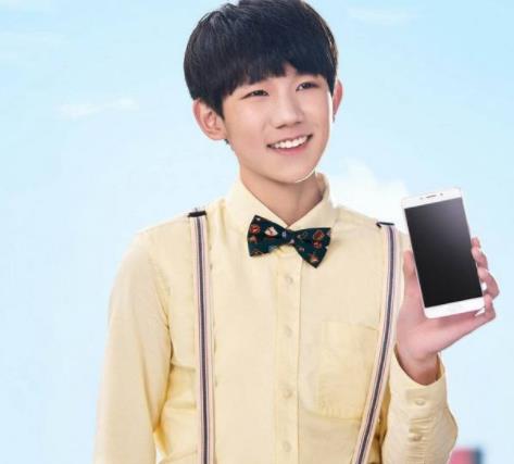 王源有多少代言:4大品牌代言人气爆表(图) 王源有多少代言:4大品牌代言人气爆表(图)