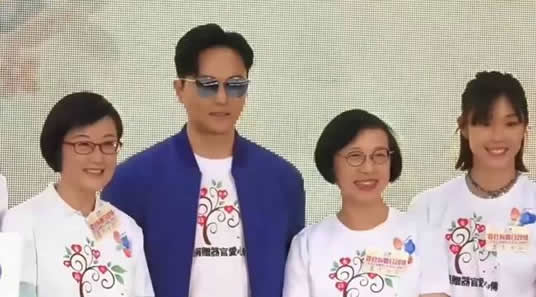 张智霖器官捐赠：满满正能量光环,这才是真偶像