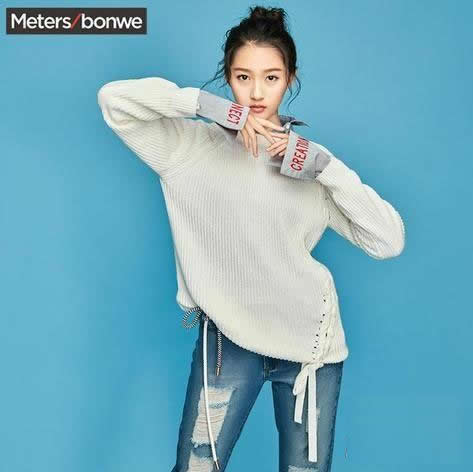 关晓彤穿男友风外套：关晓彤穿衣同款盘点