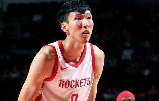 周琦 毒蛇：毒蛇队的周琦出场30分钟击败对手