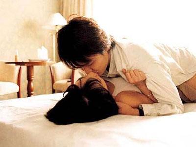 女人性饥渴的身体表现：帮男人识破女人想要的时刻